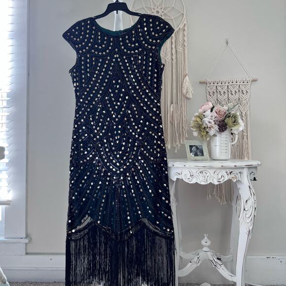 Fundaisy Dresses & Skirts - Fundaisy Flappers style green sequined dress with fringe & cap sleeves #3915